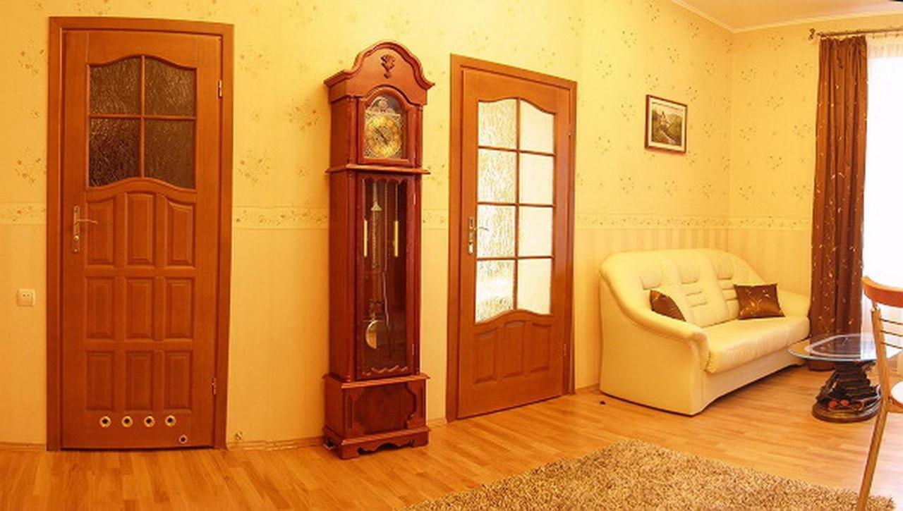 Park Apartment リヴィウ エクステリア 写真