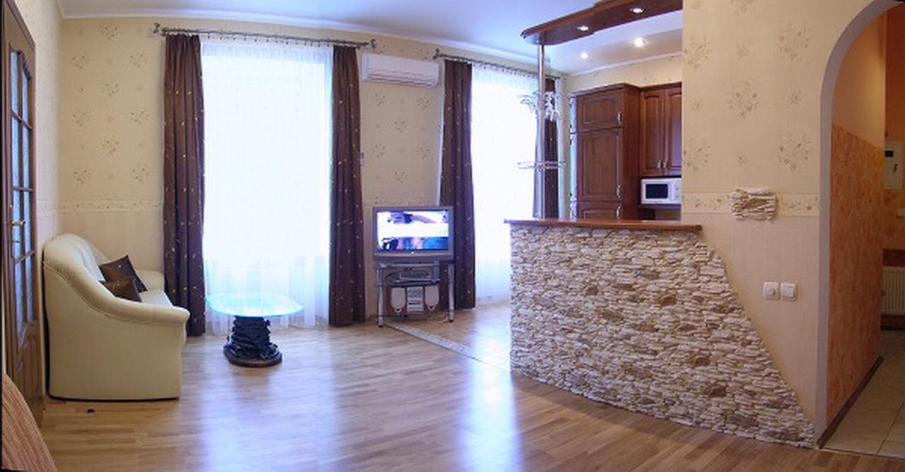 Park Apartment リヴィウ エクステリア 写真